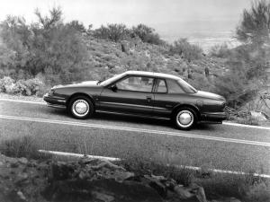 Oldsmobile Toronado 1991 года